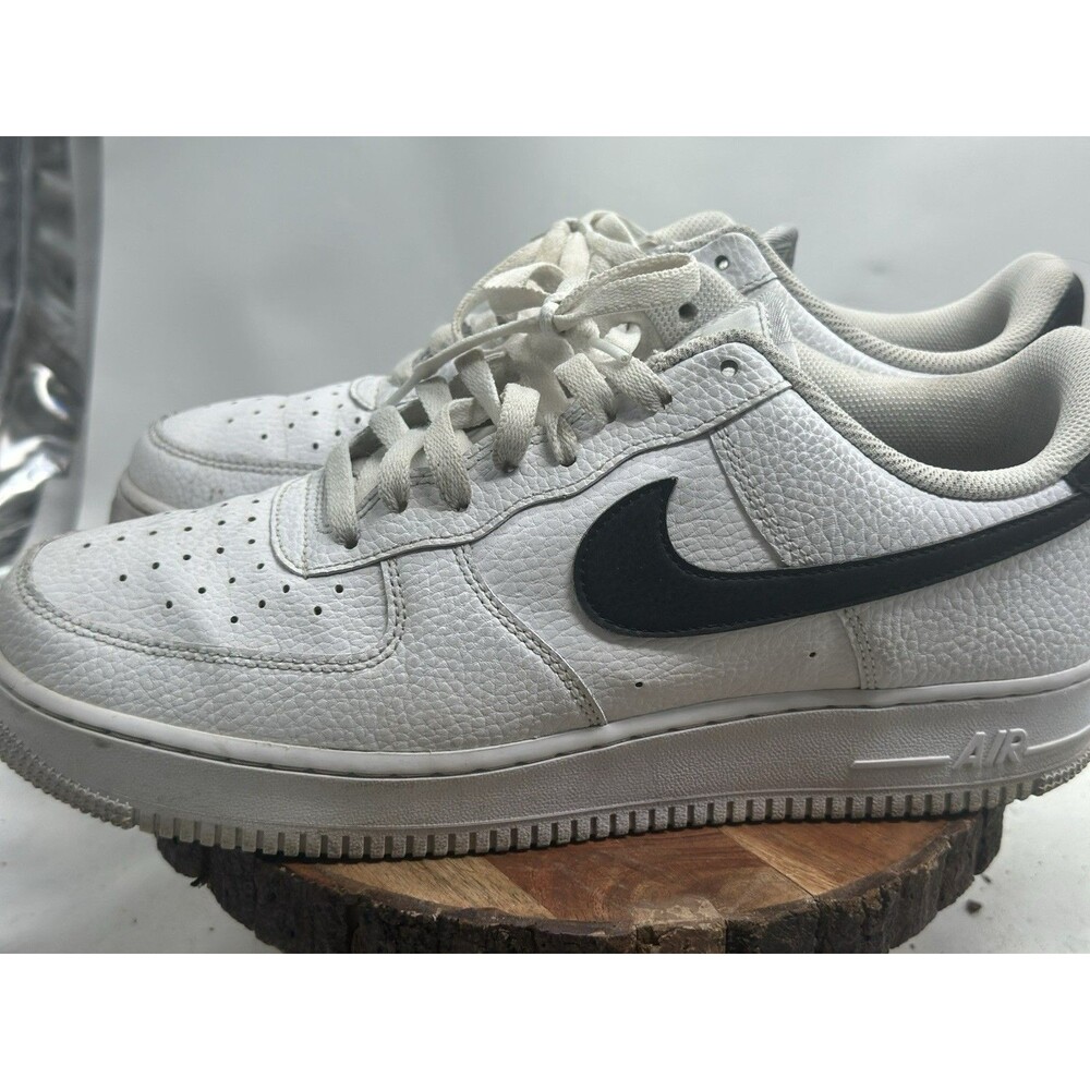 Nike Air Force 1 Low '07 Size 11.5 White Black Pebbled Leather CT2302-100